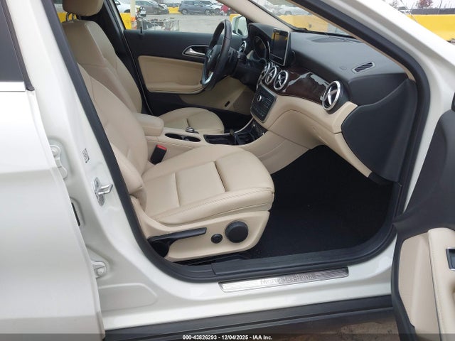 WDCTG4GB2GJ204966 Mercedes-Benz Gla 250 4matic