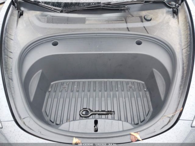 2023 TESLA MODEL 3 5YJ3E1EA0PF627301 Photo 9