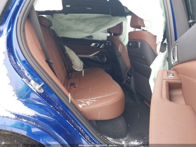 2025 BMW X5 5UX33EU03S9X71836 Photo 7