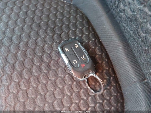 1GKKNTLS9HZ223075 GMC Acadia Sle-2