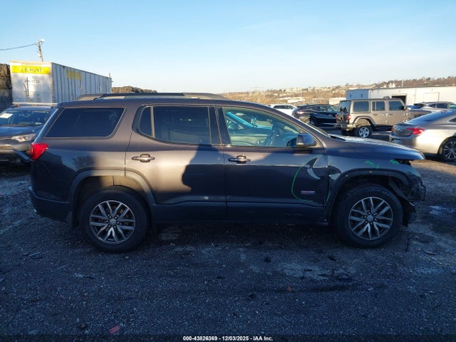 1GKKNTLS9HZ223075 GMC Acadia Sle-2