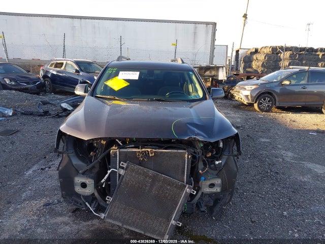 1GKKNTLS9HZ223075 GMC Acadia Sle-2