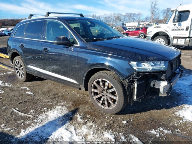 2017 AUDI Q7 WA1LAAF70HD049251 Photo 0