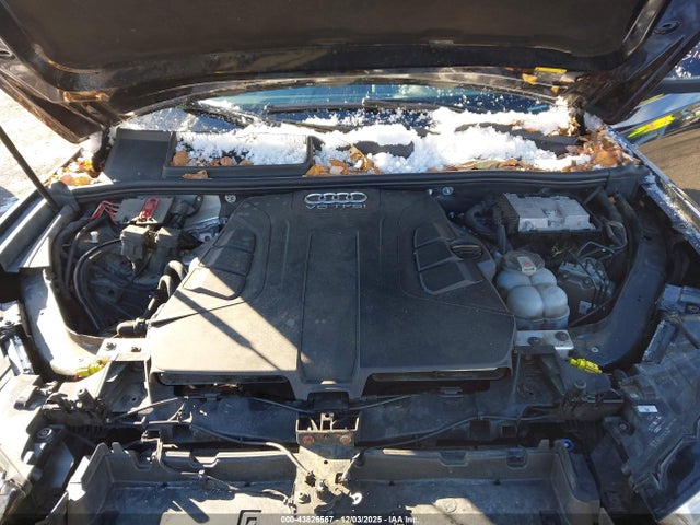 2017 AUDI Q7 WA1LAAF70HD049251 Photo 9