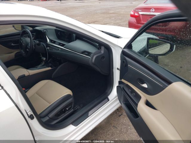 2021 LEXUS ES 350 58ADZ1B17MU105799 Photo 4