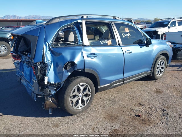 JF2SKAJCXMH518174 Subaru Forester Premium