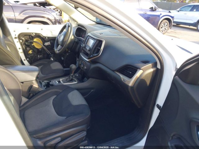 2015 JEEP CHEROKEE 1C4PJMAB4FW533039 Photo 4