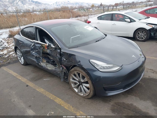 2018 TESLA MODEL 3 5YJ3E1EA6JF007849 Photo 0