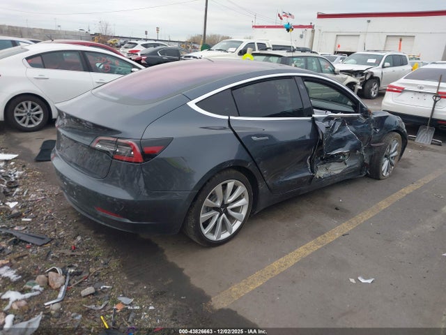 2018 TESLA MODEL 3 5YJ3E1EA6JF007849 Photo 3