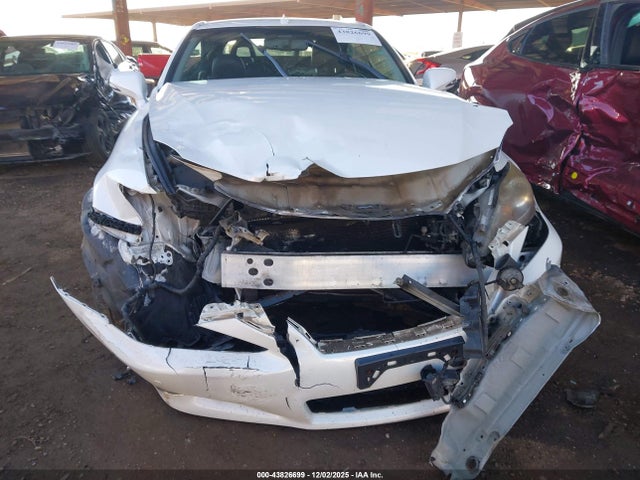 43826699 :رقم المزاد ، JTHFE2C24C2508161 vin ، 2012 Lexus Is 350c مزاد بيع