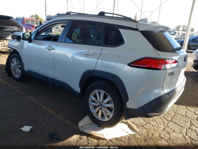 2022 TOYOTA COROLLA CROSS 7MUCAAAG9NV004571 Photo 2