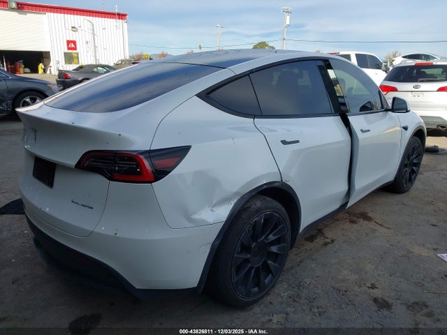 2020 TESLA MODEL Y 5YJYGDEE6LF048473 Photo 3