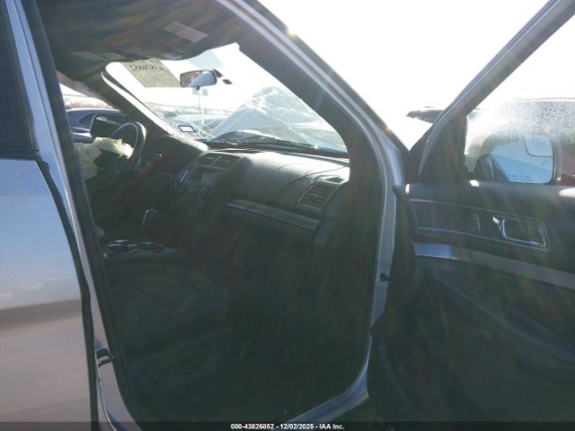 2019 FORD EXPLORER 1FM5K7D80KGB21318 Photo 4