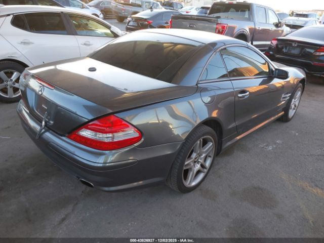 2007 MERCEDES-BENZ SL 550 WDBSK71FX7F131392 Photo 3
