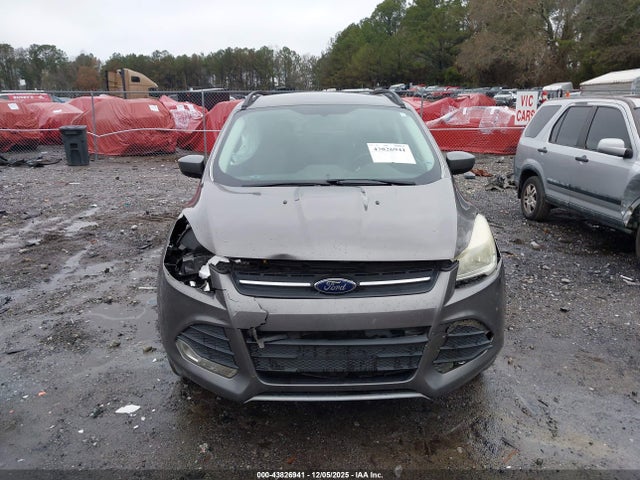 1FMCU0GX8EUA57823 Ford ESCAPE SE