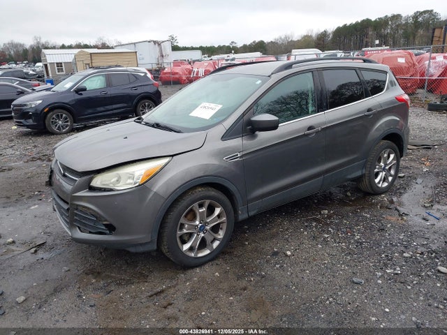 1FMCU0GX8EUA57823 Ford ESCAPE SE