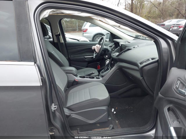 1FMCU0GX8EUA57823 Ford ESCAPE SE