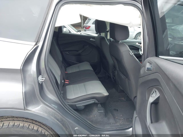 1FMCU0GX8EUA57823 Ford ESCAPE SE