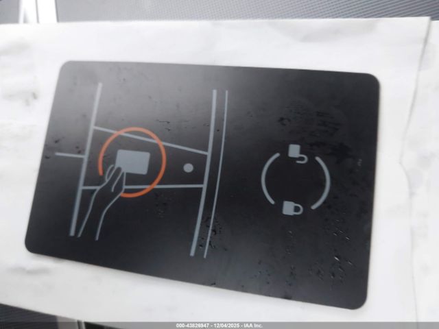 2025 TESLA MODEL 3 5YJ3E1EA8SF930500 Photo 10