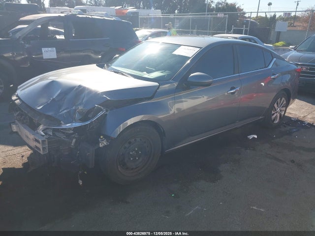 1N4BL4BVXLC247132 Nissan Altima S Fwd