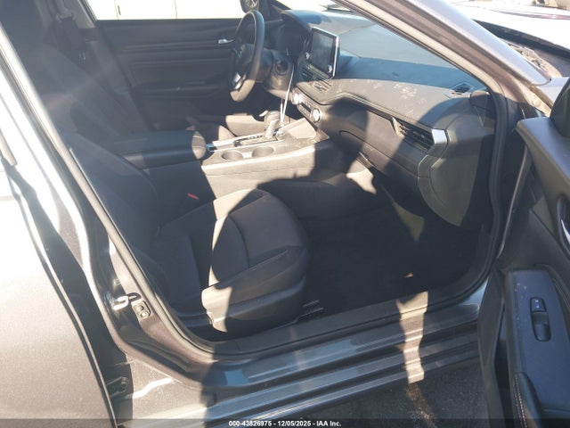 1N4BL4BVXLC247132 Nissan Altima S Fwd