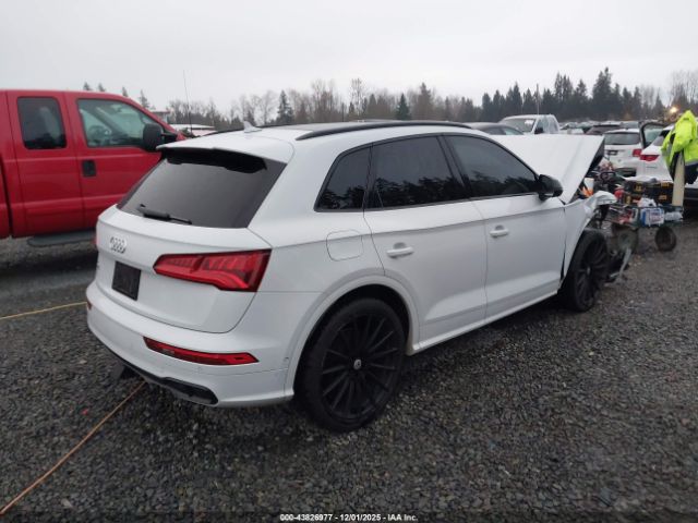2019 AUDI SQ5 WA1C4AFY2K2075966 Photo 3