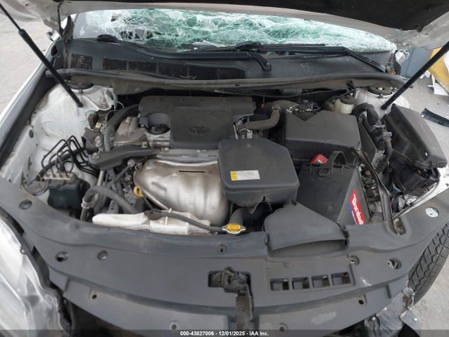 4T1BF1FK1FU102118 Toyota CAMRY SE