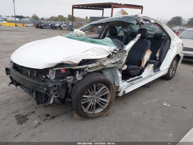 4T1BF1FK1FU102118 Toyota CAMRY SE