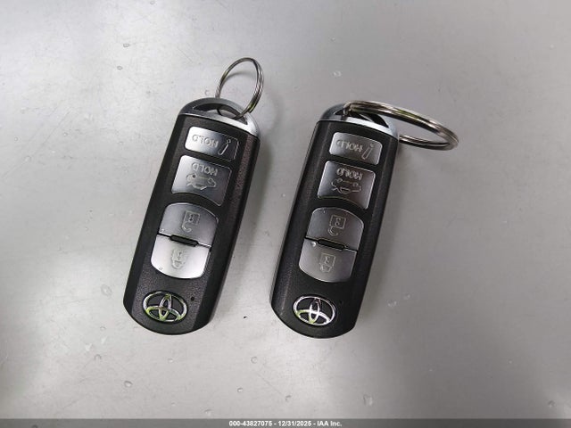 3MYDLBYV6HY189468 Toyota YARIS IA