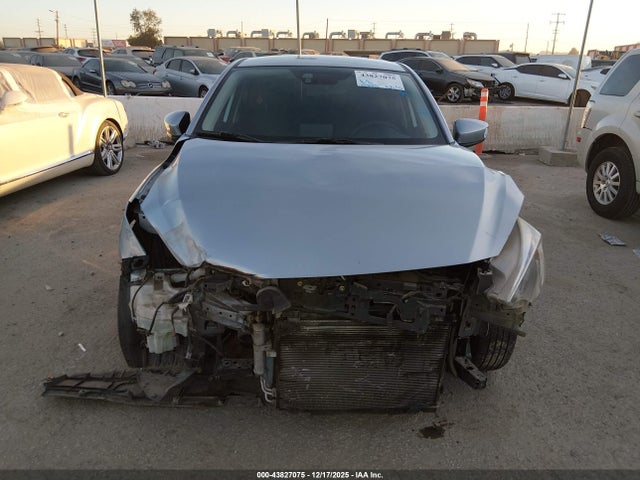 3MYDLBYV6HY189468 Toyota YARIS IA