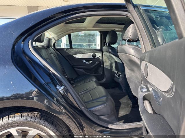 2016 MERCEDES-BENZ C 300 55SWF4KB4GU108114 Photo 7