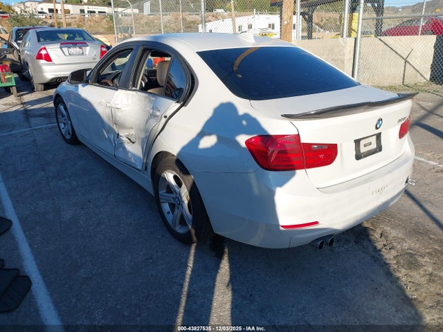 2014 BMW 328I WBA3C1C52EK109280 Photo 2