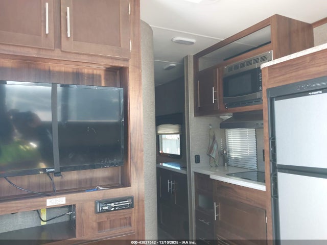 Продаж на аукціоні авто 2018 Heartland Terry Classic V21, vin: 5SFEB2212JE354704, номер лоту: 43827542