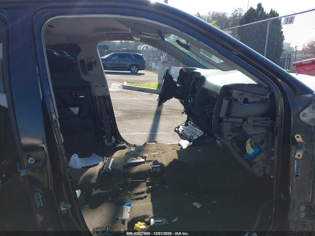 1GCRCREHXFZ367820 Chevrolet Silverado 1500 1lt