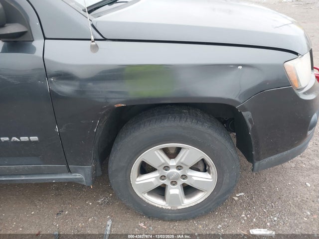 Jeep Compass Sport 2015 1C4NJCBA4FD235612 Image 12