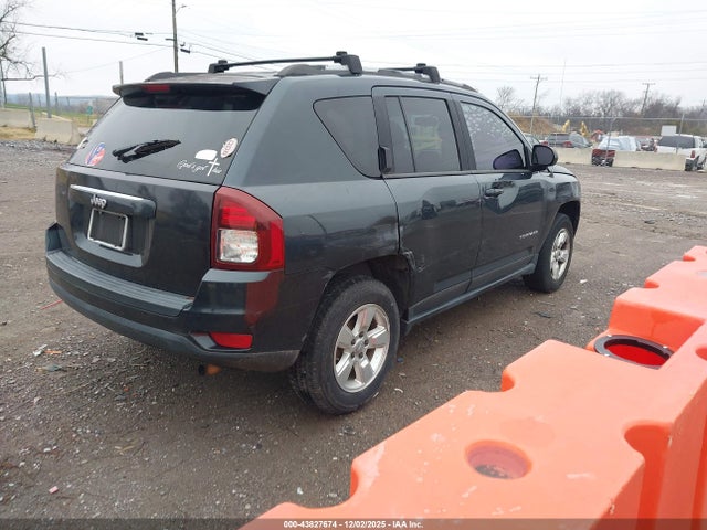 2015 JEEP COMPASS 1C4NJCBA4FD235612 Photo 3