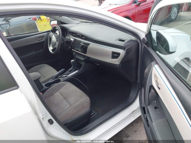 2T1BURHE5GC667065 Toyota COROLLA LE