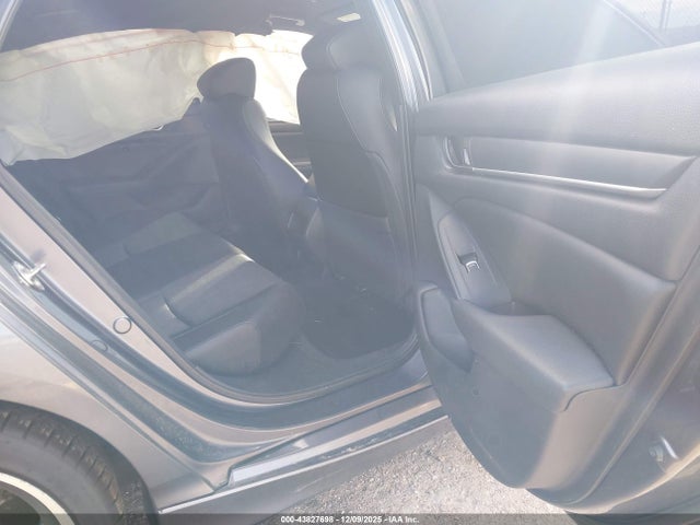 1HGCV1F36LA138163 Honda Accord Sport