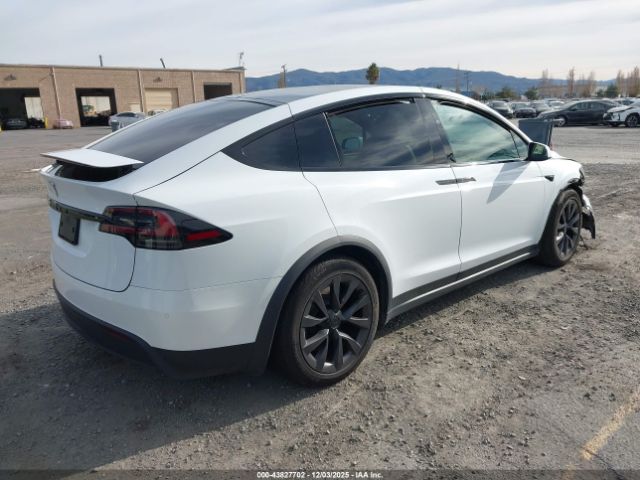 2022 TESLA MODEL X 7SAXCDE58NF349792 Photo 3