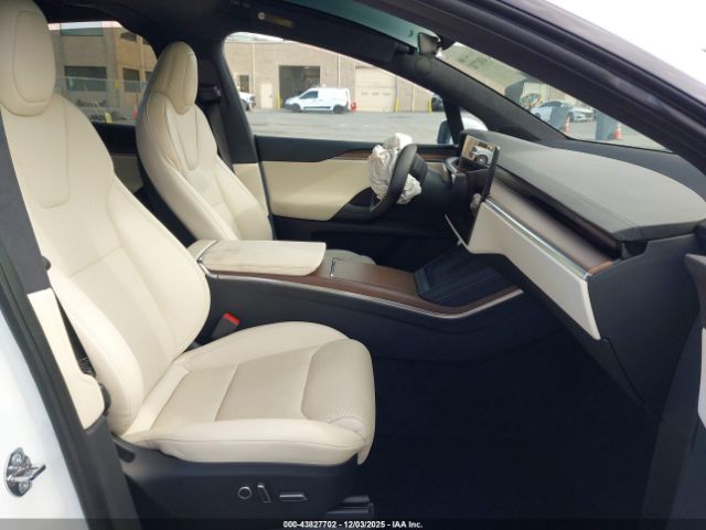 2022 TESLA MODEL X 7SAXCDE58NF349792 Photo 4