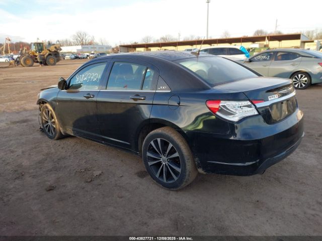 2014 CHRYSLER 200 1C3CCBCG7EN183789 Photo 2