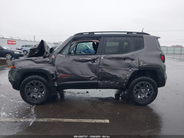 Jeep Renegade Trailhawk 4x4 2018 ZACCJBCB0JPH06254 Image 14
