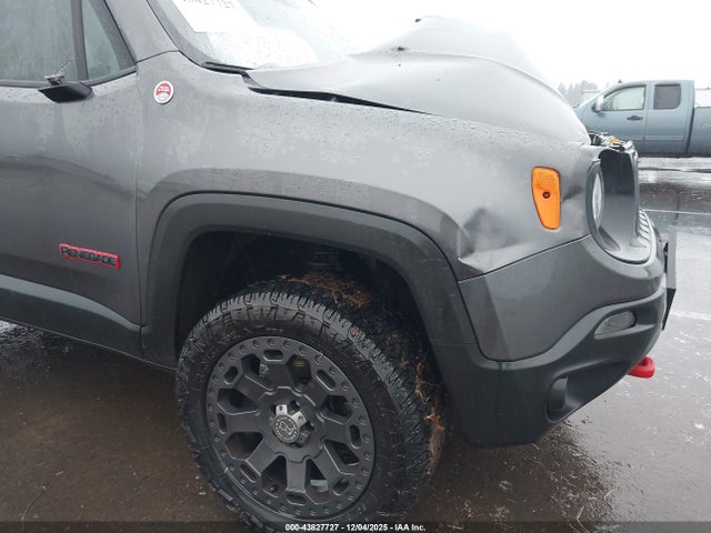 Jeep Renegade Trailhawk 4x4 2018 ZACCJBCB0JPH06254 Image 18