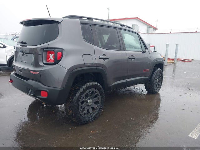 Jeep Renegade Trailhawk 4x4 2018 ZACCJBCB0JPH06254 Image 4