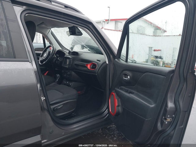 Jeep Renegade Trailhawk 4x4 2018 ZACCJBCB0JPH06254 Image 5