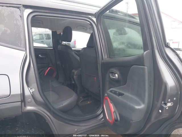 Jeep Renegade Trailhawk 4x4 2018 ZACCJBCB0JPH06254 Image 8