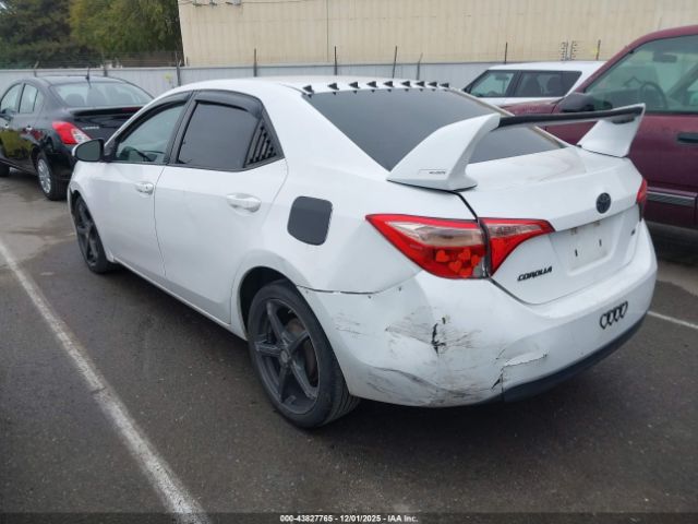 2017 TOYOTA COROLLA 5YFBURHE3HP708553 Photo 2