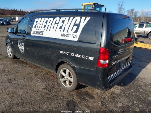2017 MERCEDES-BENZ METRIS WD3PG2EA2H3330024 Photo 2