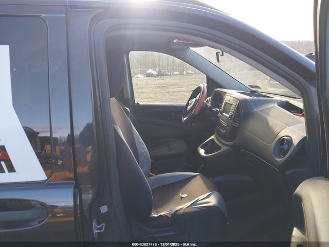 2017 MERCEDES-BENZ METRIS WD3PG2EA2H3330024 Photo 4