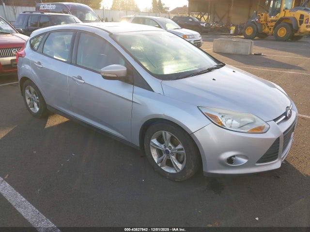 Ford FOCUS SE 2014 1FADP3K28EL313371 main image